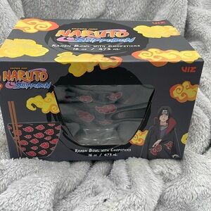 Funky Naruto Shippuden ramen bowl and chopsticks